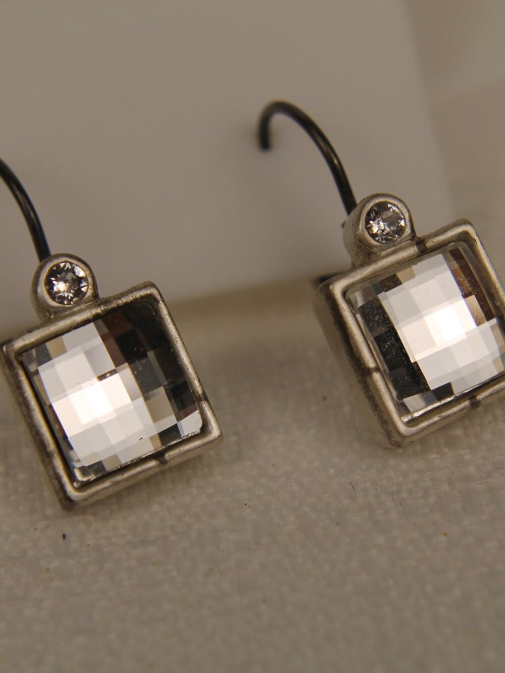 Vintage Silver Tone Square Crystal Leverback Earrings Geometric Sparkle Dangle